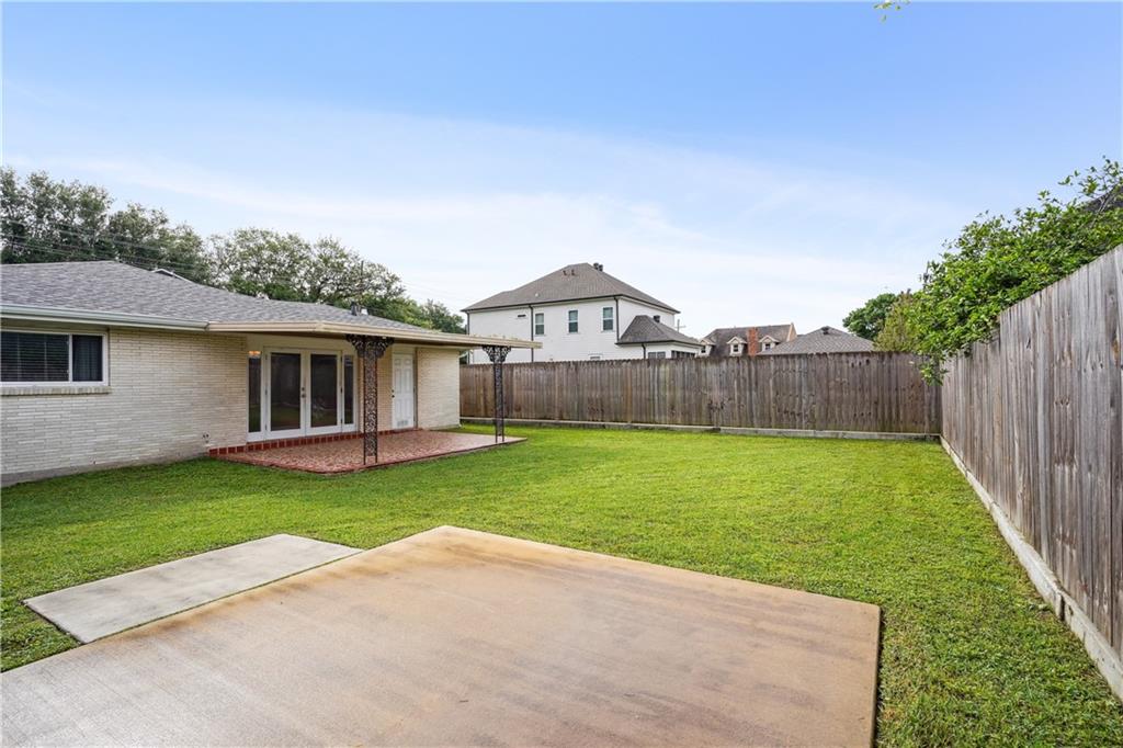 6752 FLEUR DE LIS Drive