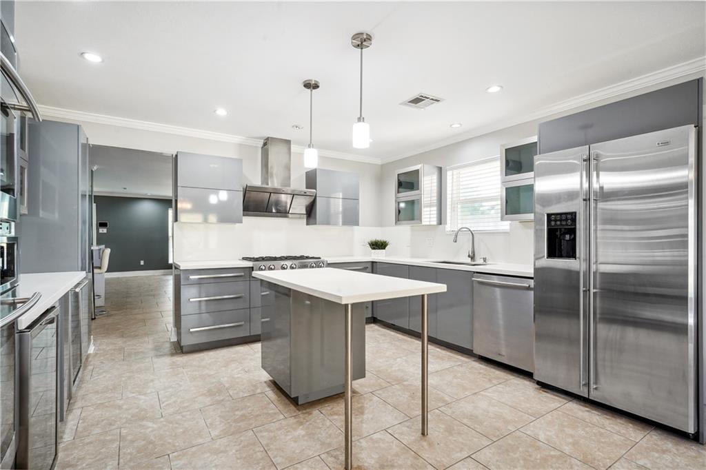 6752 FLEUR DE LIS Drive