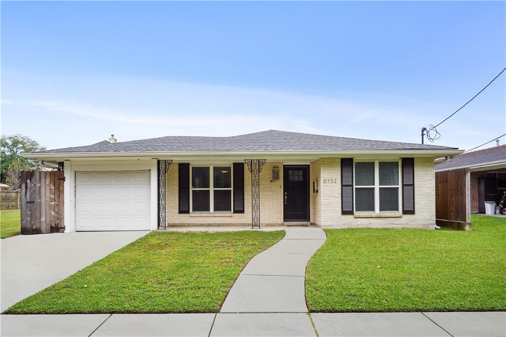 6752 FLEUR DE LIS Drive