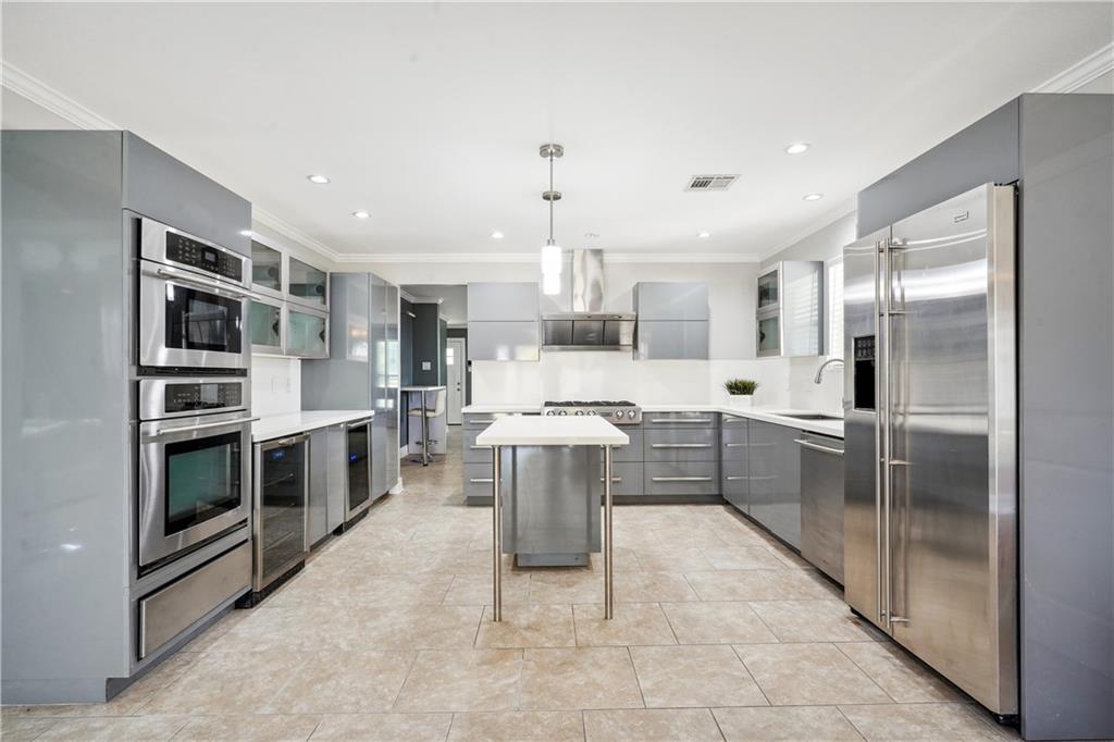 6752 FLEUR DE LIS Drive