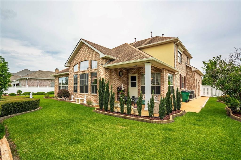 3652 LAKE TIMBERLANE Drive
