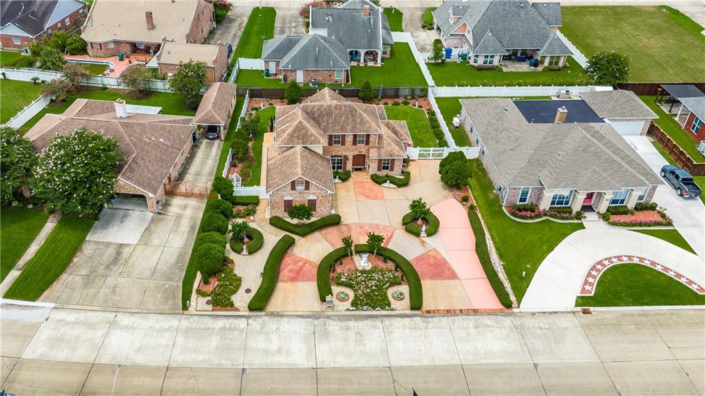 3652 LAKE TIMBERLANE Drive