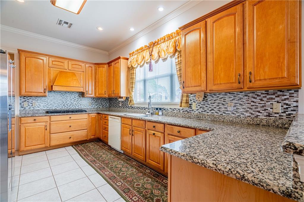 3652 LAKE TIMBERLANE Drive