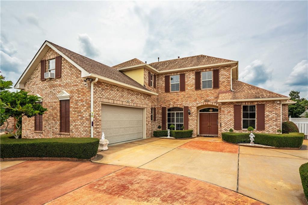 3652 LAKE TIMBERLANE Drive