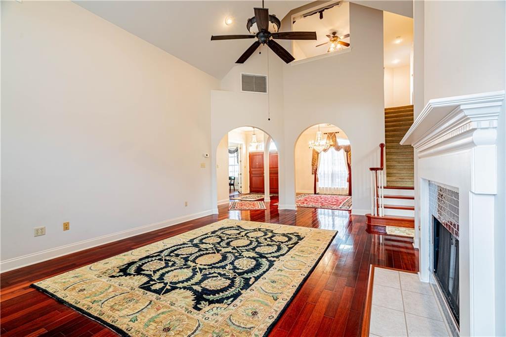 3652 LAKE TIMBERLANE Drive