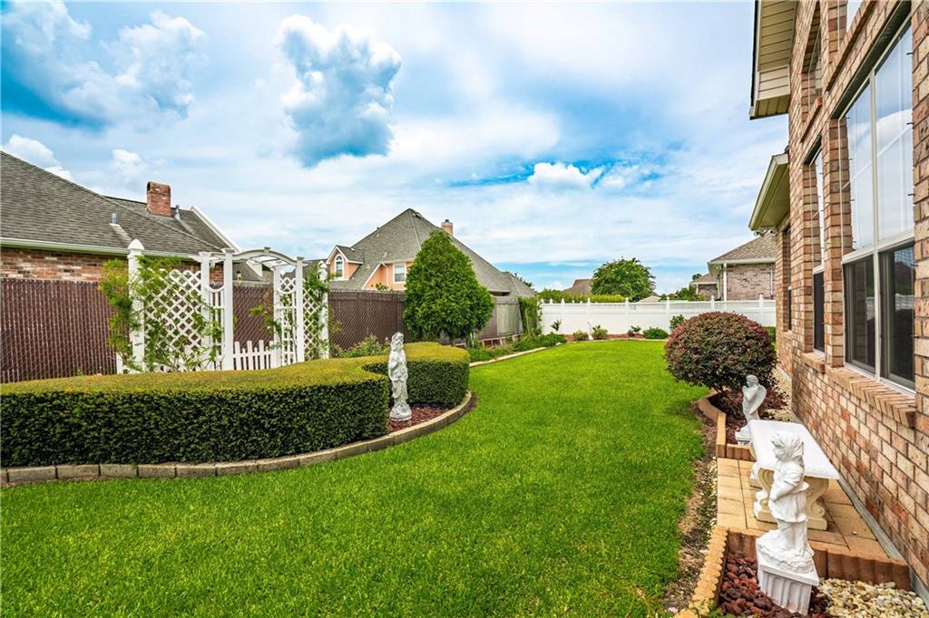 3652 LAKE TIMBERLANE Drive
