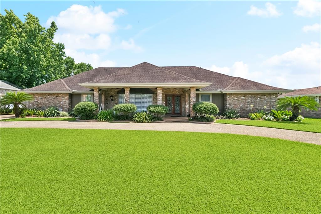 2544 CEDARLAWN Drive