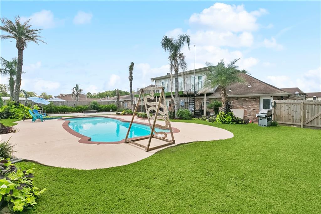 2544 CEDARLAWN Drive