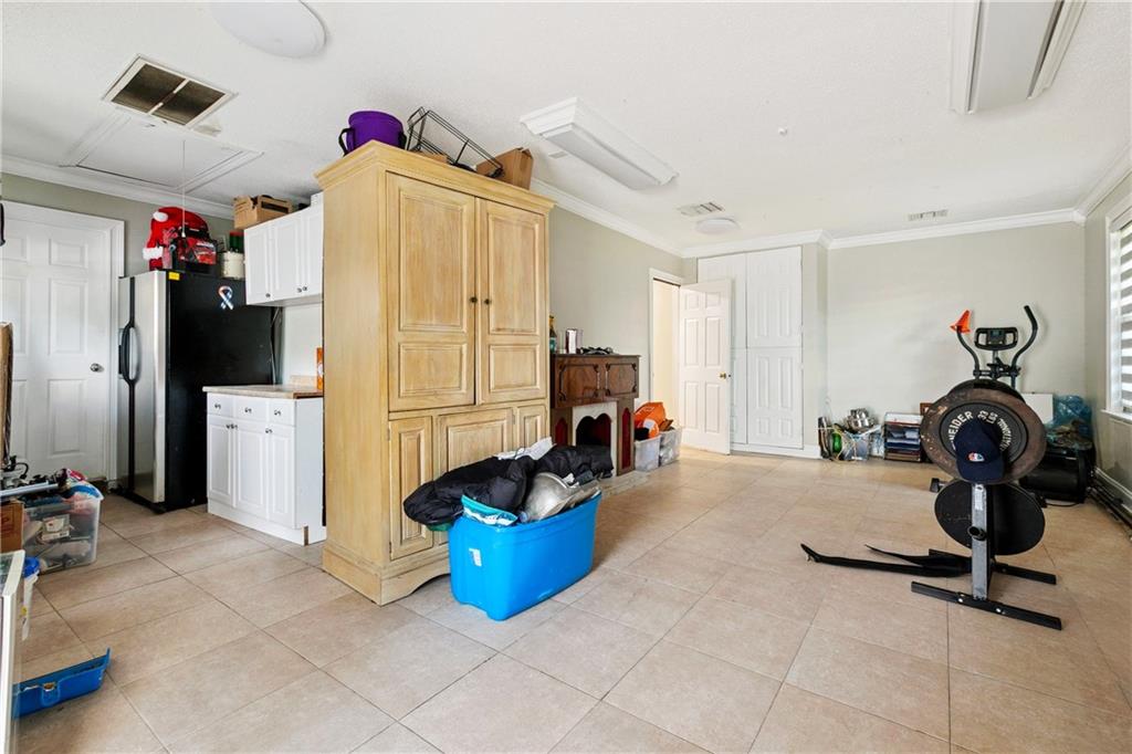 2544 CEDARLAWN Drive