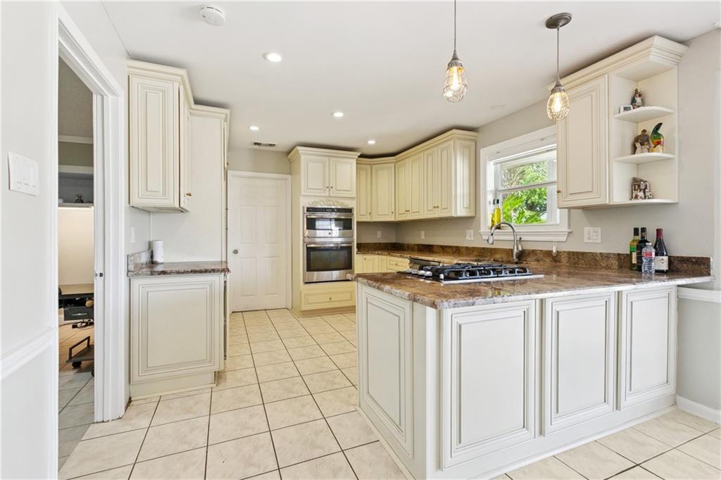 2544 CEDARLAWN Drive