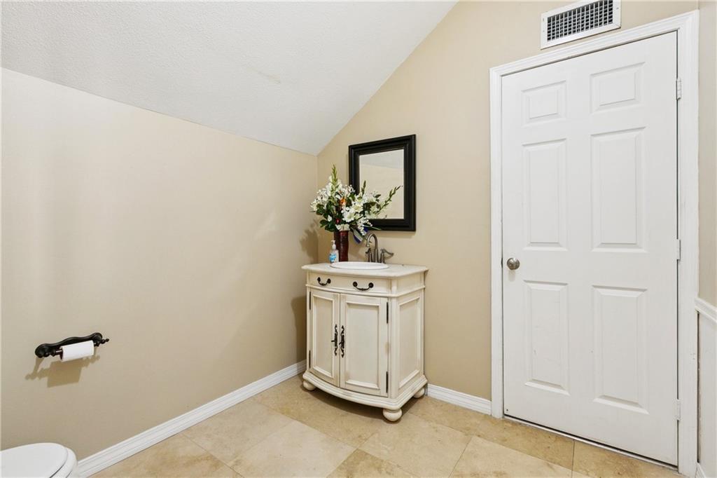 2544 CEDARLAWN Drive