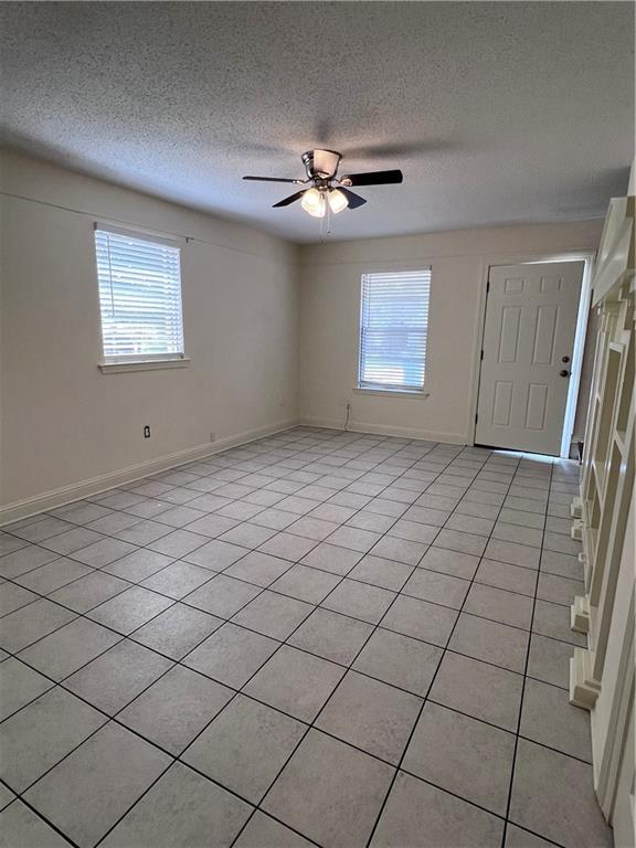 2509 11 CASWELL Lane