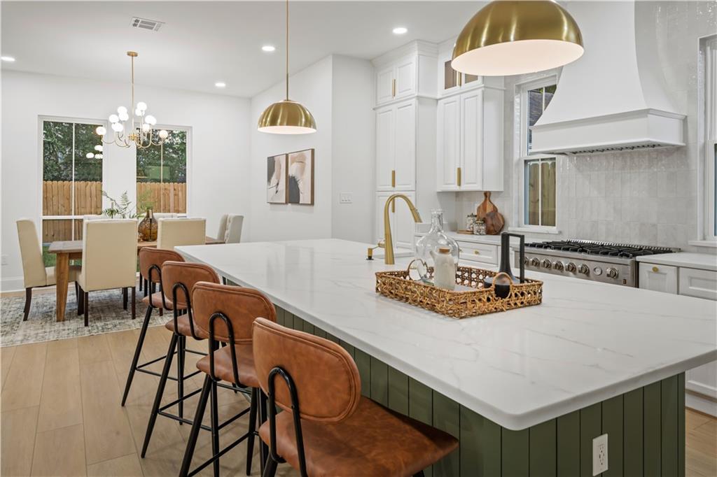 949 HOMESTEAD Avenue