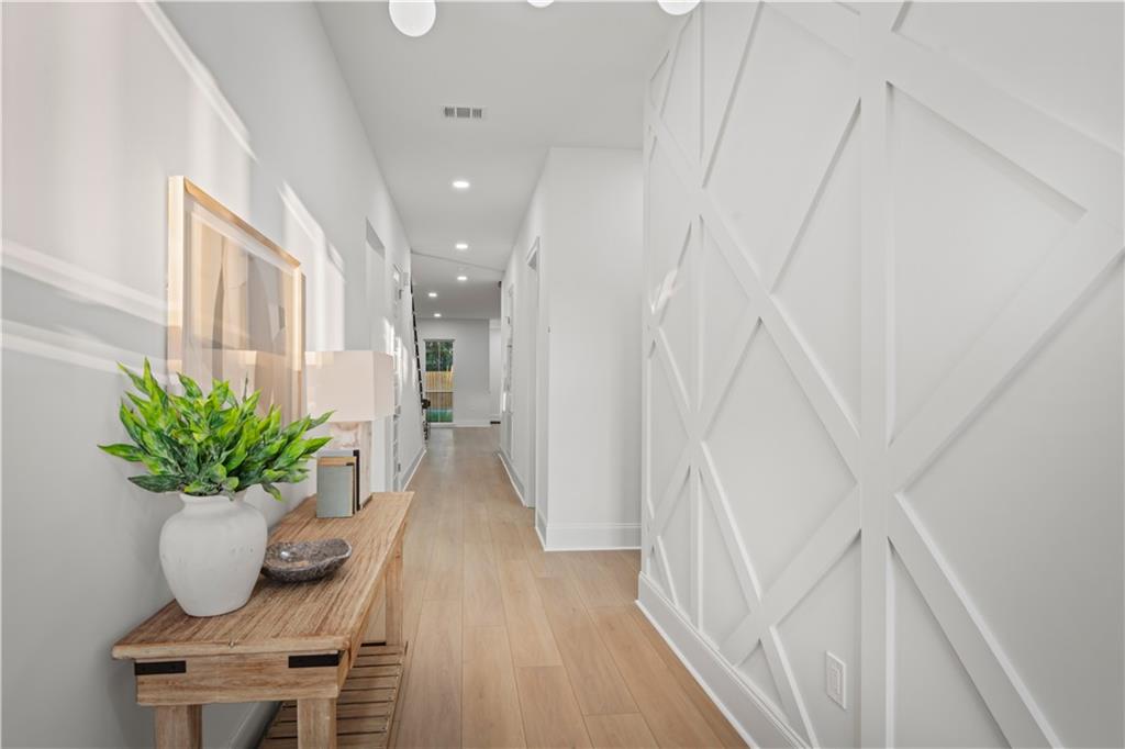 949 HOMESTEAD Avenue