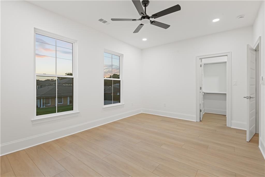 949 HOMESTEAD Avenue