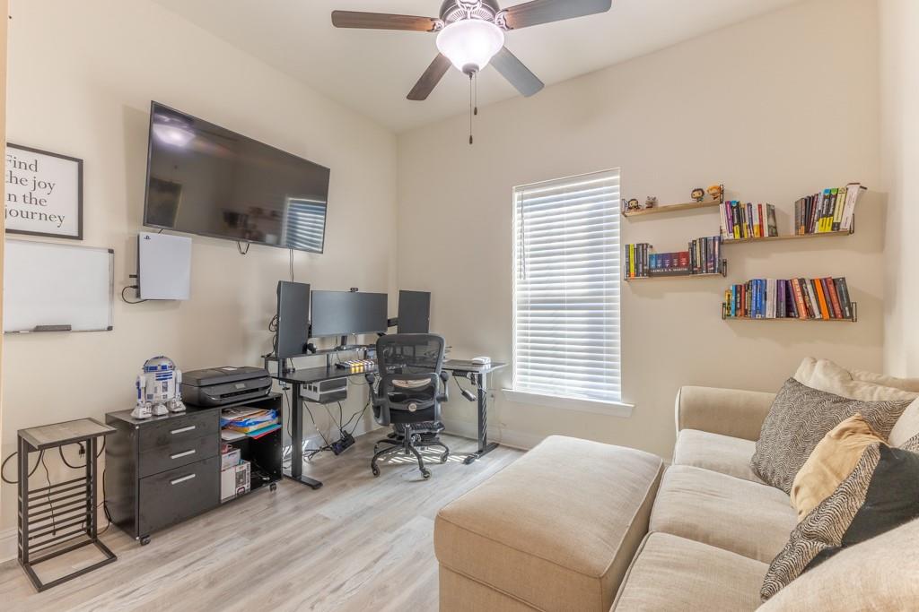 676 RIDGEFIELD Drive