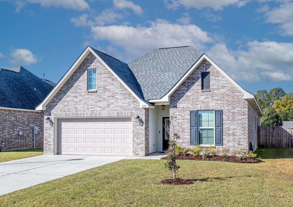 676 RIDGEFIELD Drive