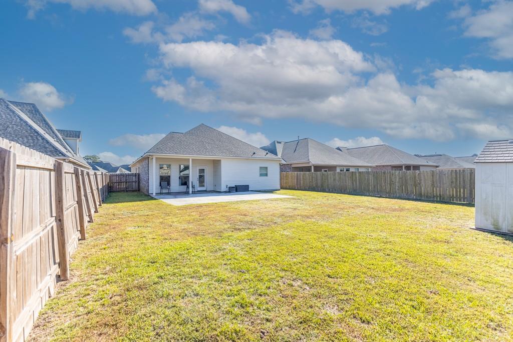 676 RIDGEFIELD Drive