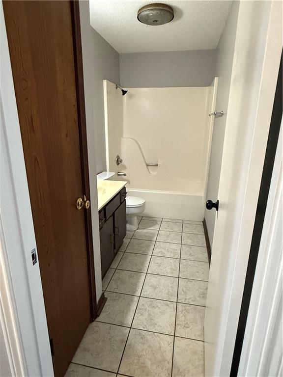 1700 VINTAGE Drive 4