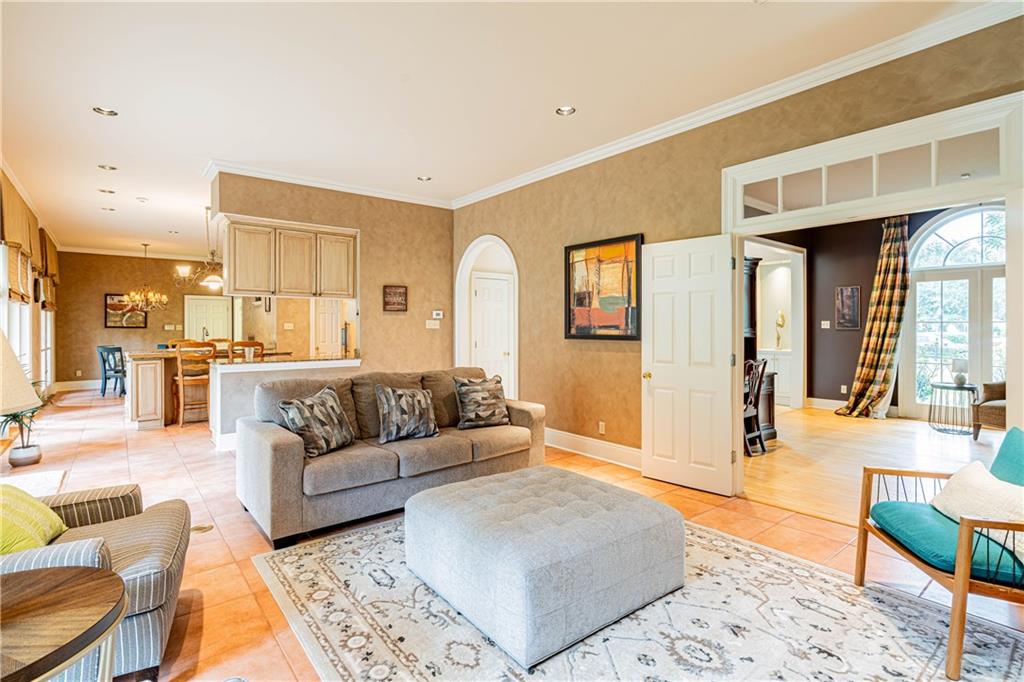 10 ANNANDALE Court
