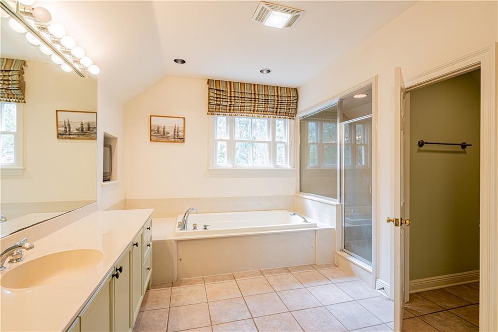 10 ANNANDALE Court