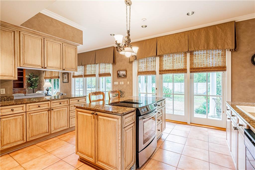 10 ANNANDALE Court