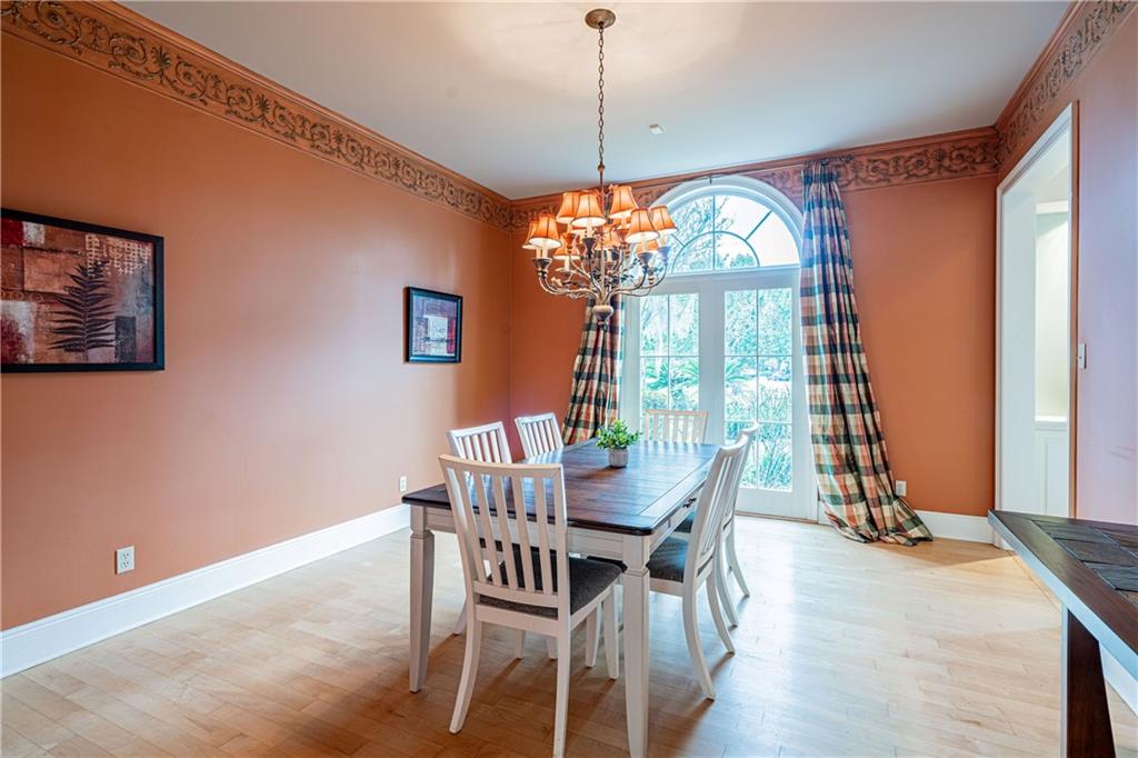 10 ANNANDALE Court