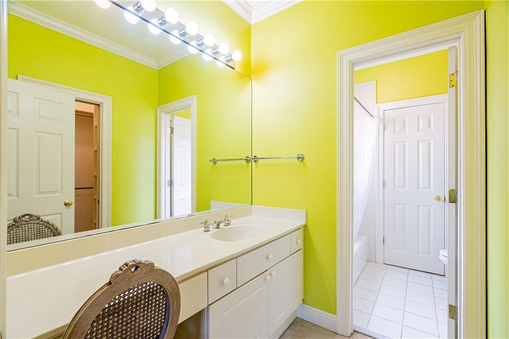 10 ANNANDALE Court