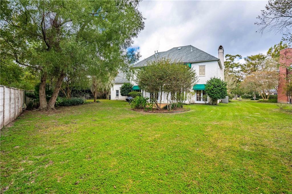 10 ANNANDALE Court