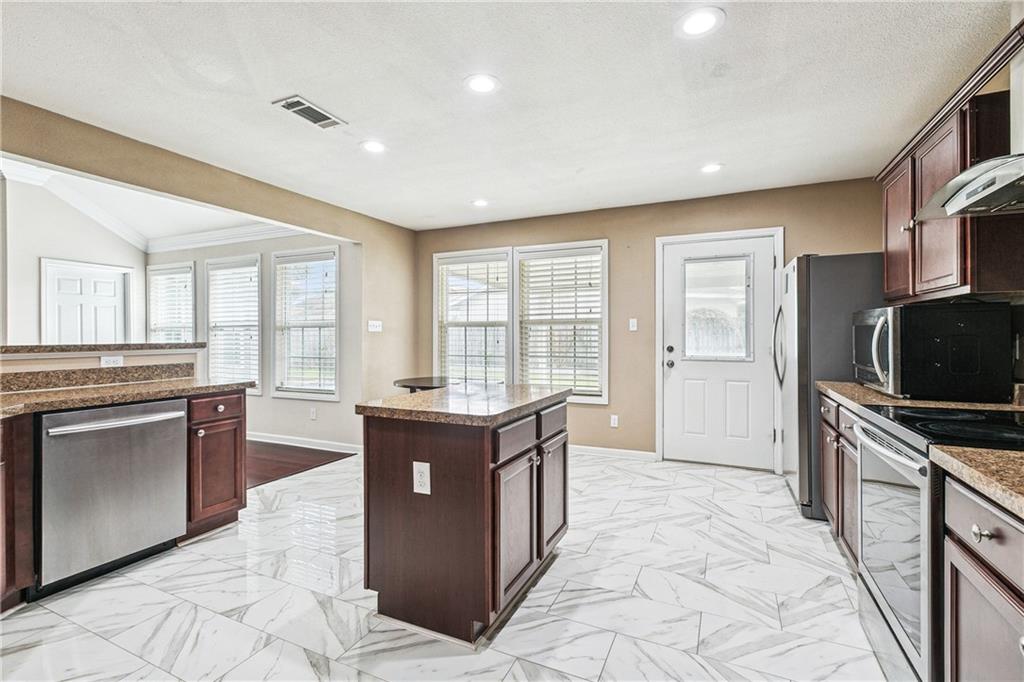 1061 BURGESS Drive