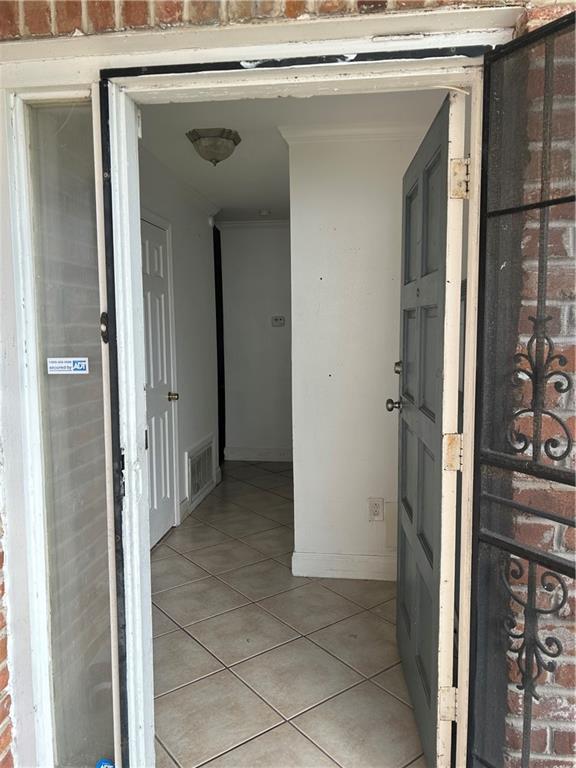 2240 N FRIENDSHIP Drive