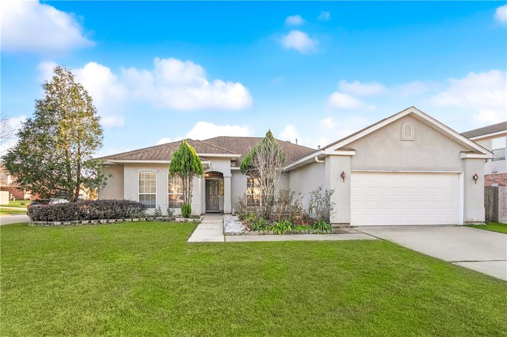 1033 MADELINE Lane