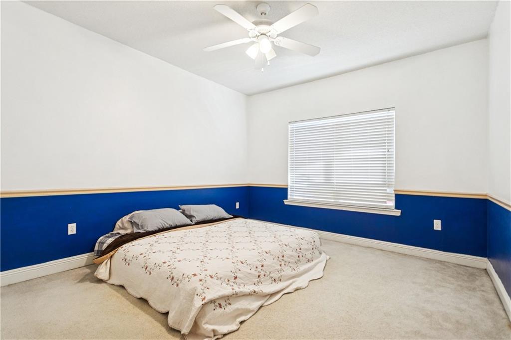1033 MADELINE Lane
