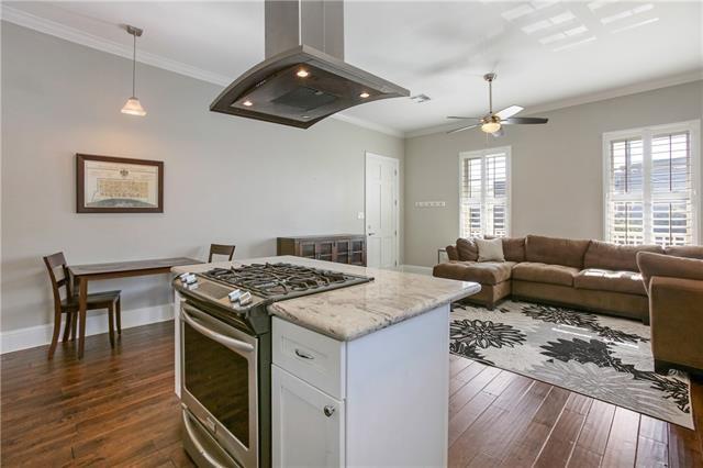 2514 VALENCE Street 2514