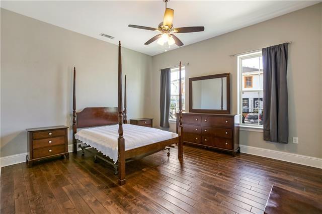 2514 VALENCE Street 2514