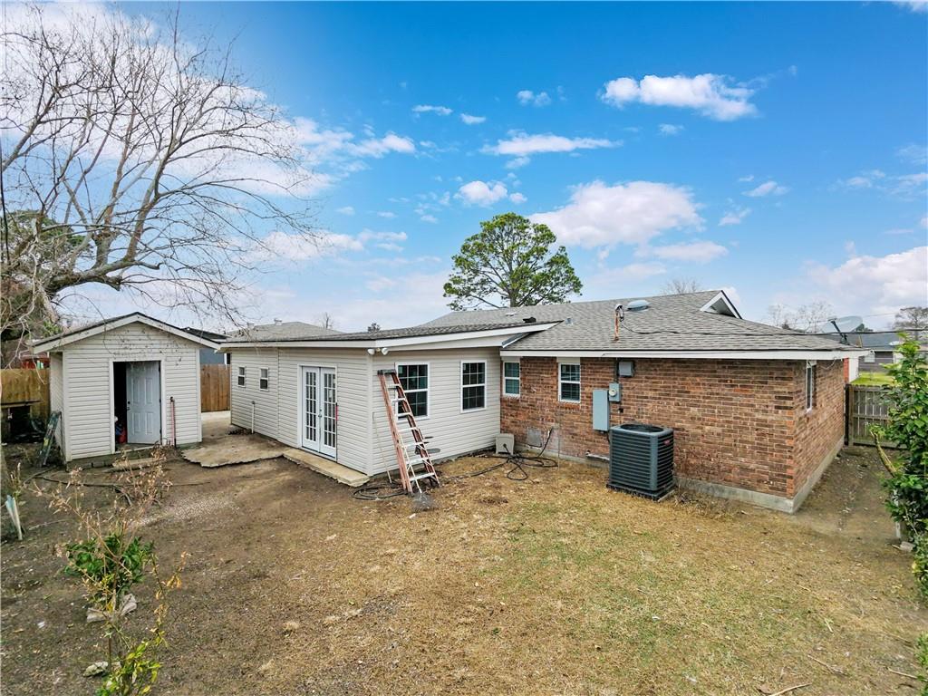 2801 VIRGINIA LEE Drive