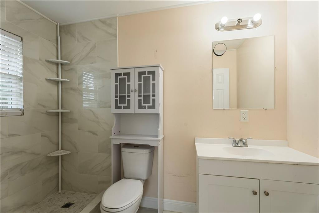 2801 VIRGINIA LEE Drive