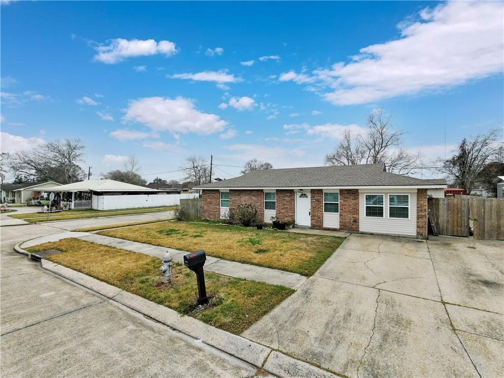 2801 VIRGINIA LEE Drive