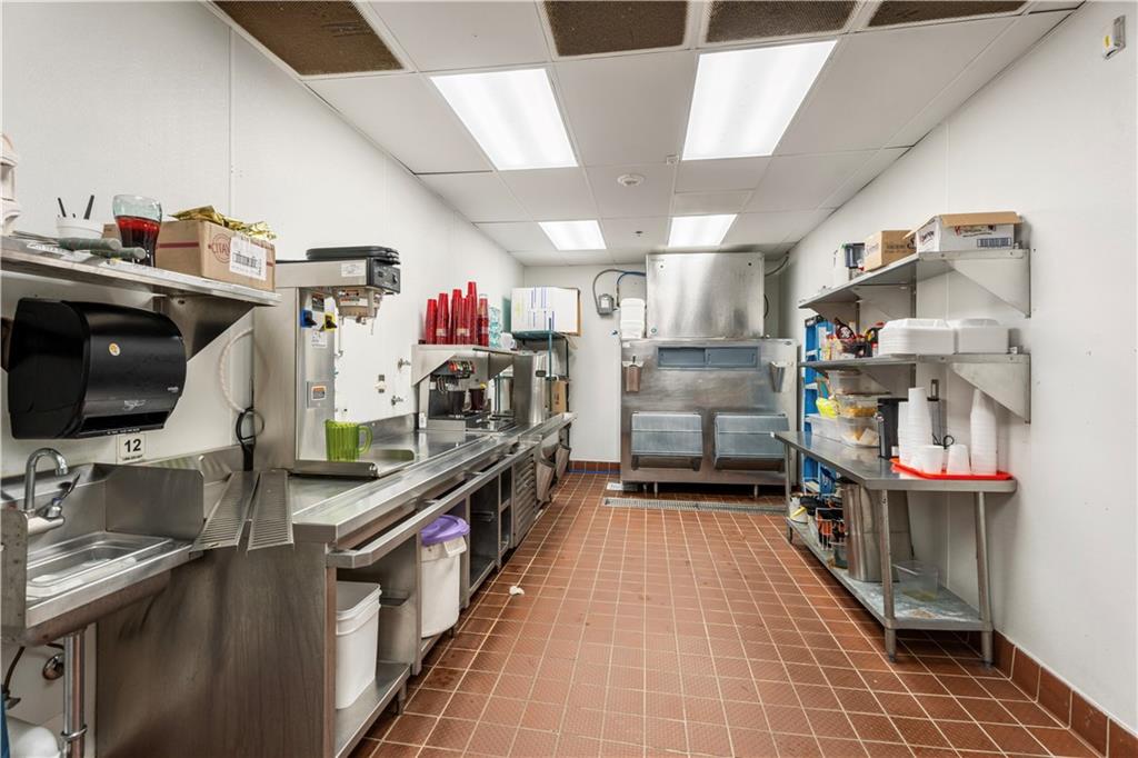 1202 TOWN CENTER Parkway