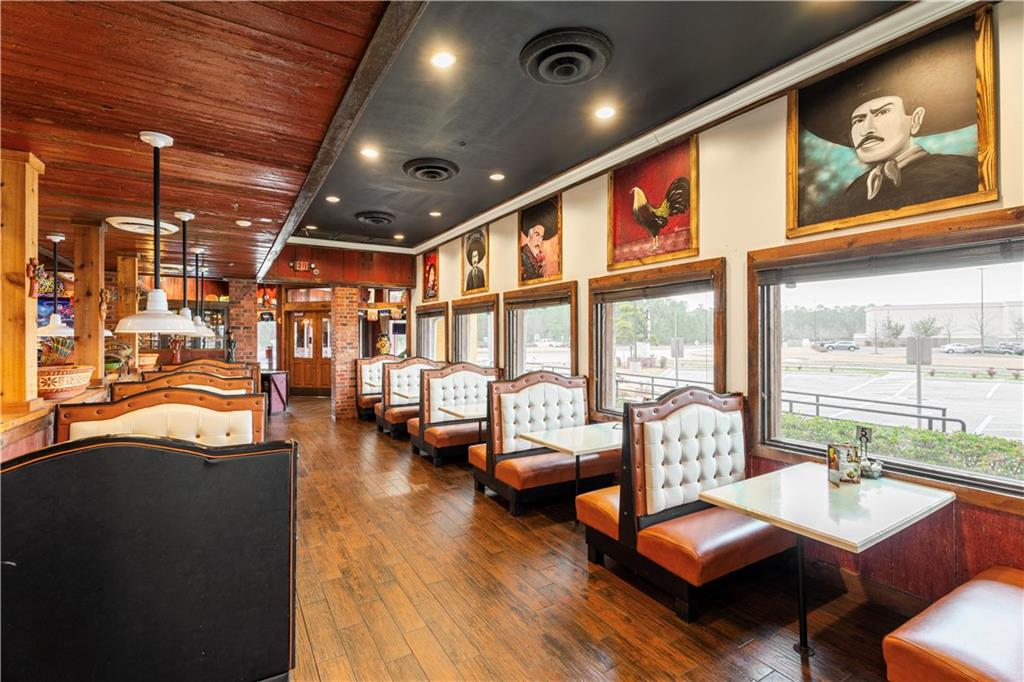 1202 TOWN CENTER Parkway