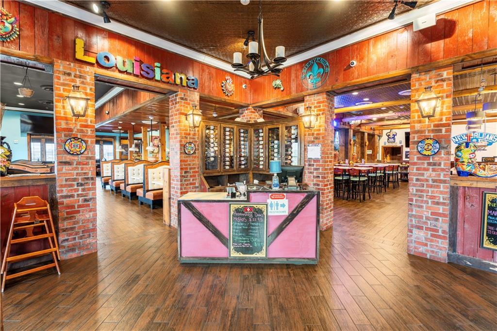 1202 TOWN CENTER Parkway