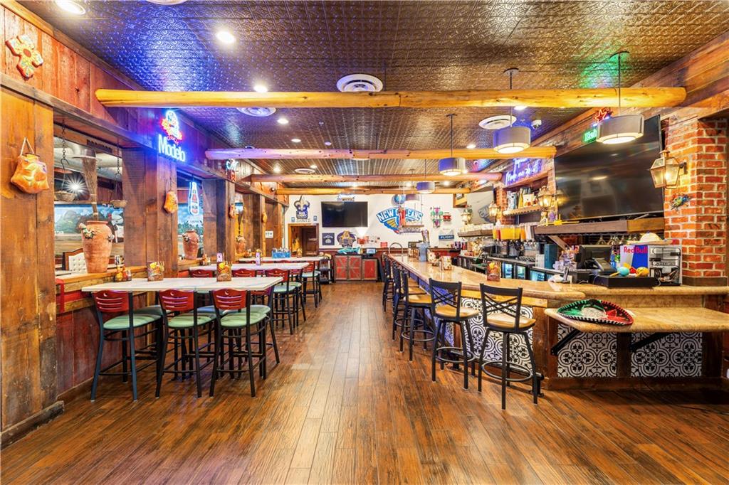 1202 TOWN CENTER Parkway