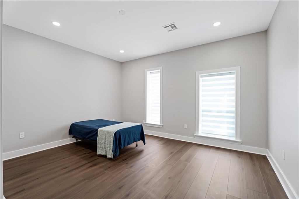 1701 8TH Street