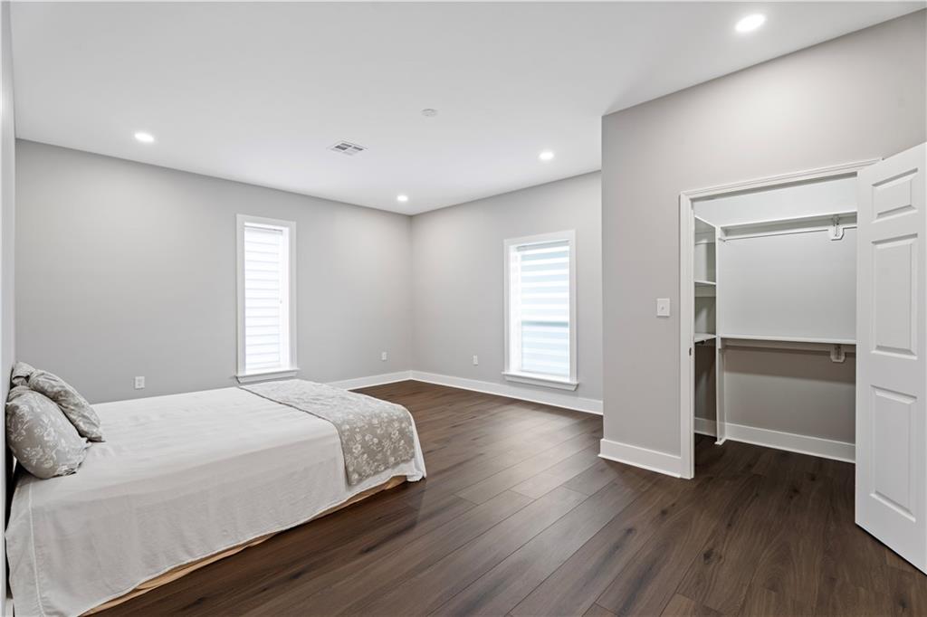 1701 8TH Street