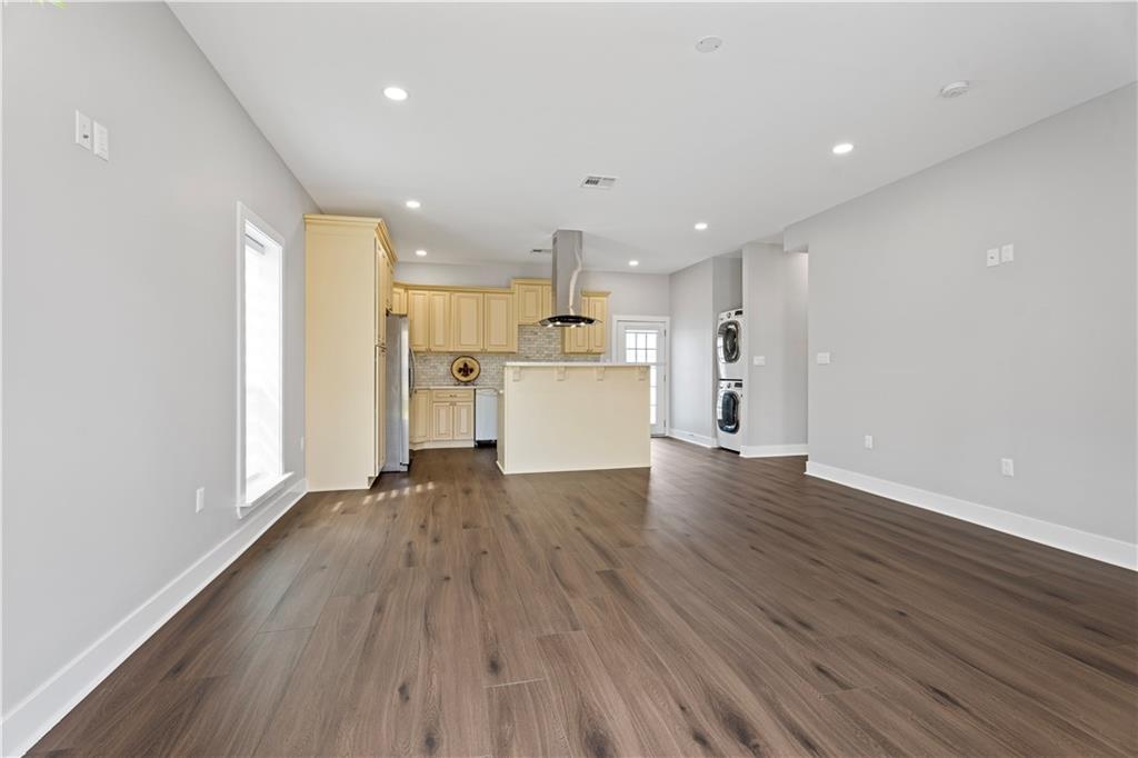 1701 8TH Street