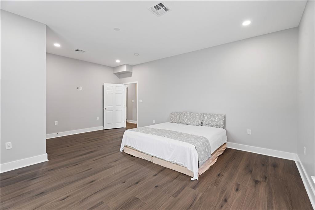 1701 8TH Street