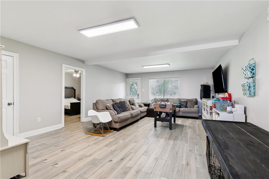 3740 LAKE LYNN Drive