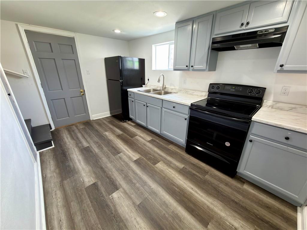 1724 PAUL MORPHY Street