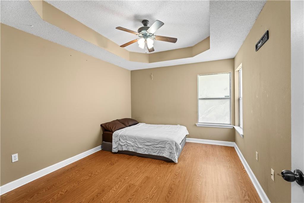 2031 BARBARA Drive
