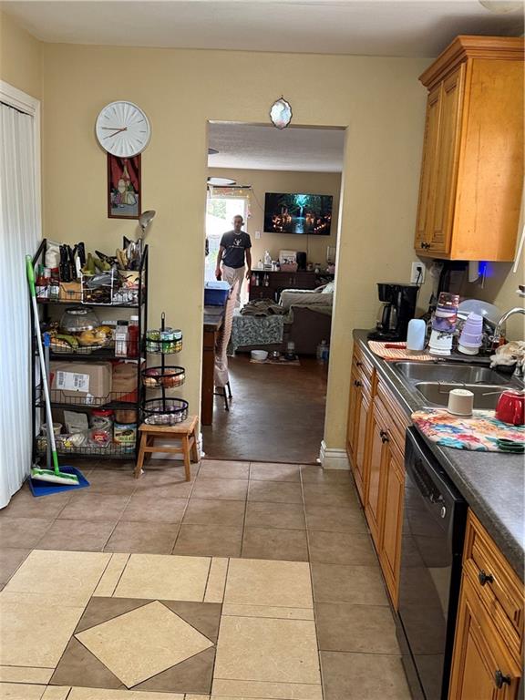 2108-10 CASWELL Lane